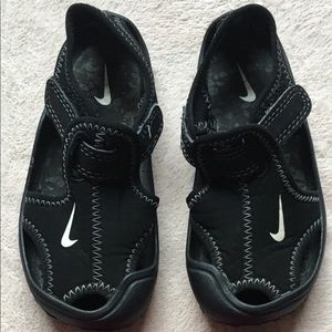 havaianas water shoes